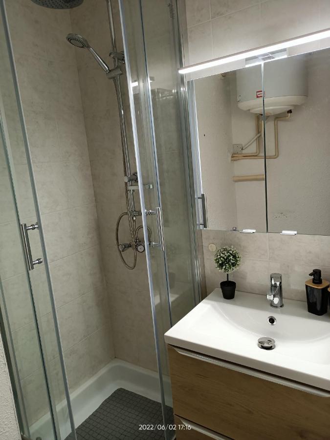 St Pierre La Mer,Appartement T2 En Residence Calme เฟลอรี ภายนอก รูปภาพ